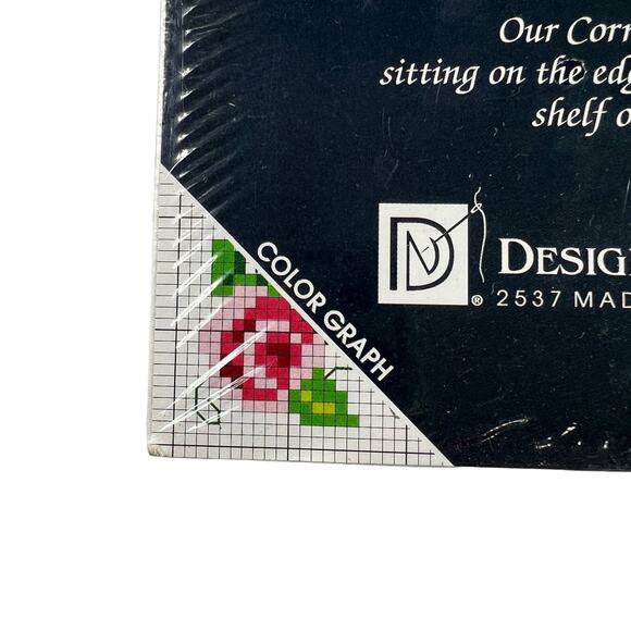 Design For The Needle Corner Critter Cross Stitch Kit Wrinkles The Dog #8101 - Picture 3 of 6